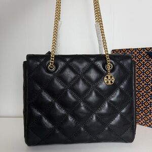 NWT Tory Burch Willa Zip Tote